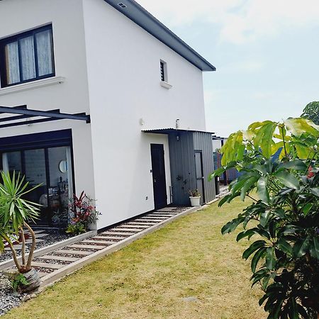 La Villa Manaick Saint-Andre Bagian luar foto